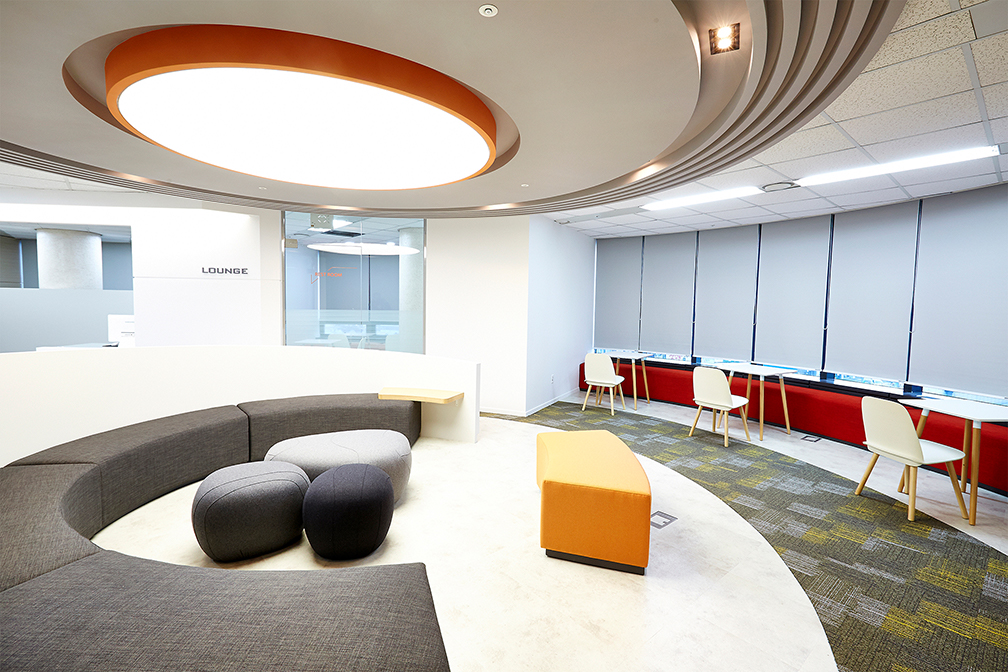 Hanwha General Insurance
Cross-Premium Center in CHUNGJEONGNO
(한화손해보험 충정로교차프리미엄센터)